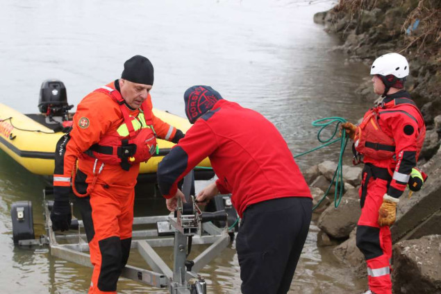 U Beogradu pronađeno tijelo djeteta kojeg je majka ispustila u Savi kod Jankomira