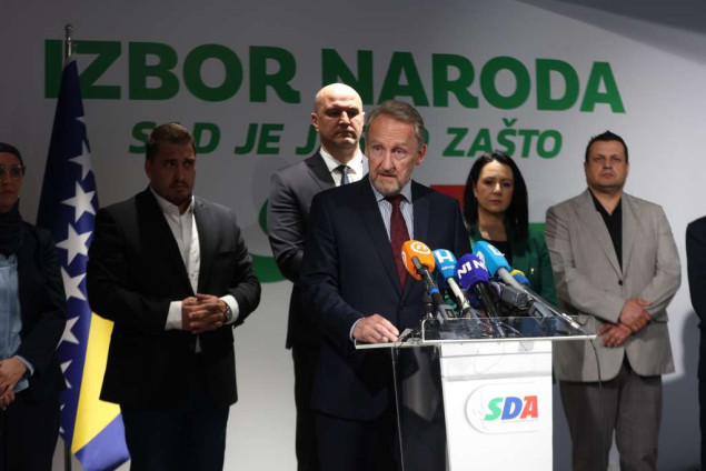 Izetbegović: SDA značajno popravila izborni rezultat u odnosu na prethodne izbore