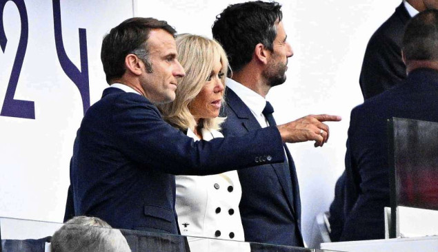 Tvrdili da je Brigitte Macron muško i pedofil, osuđeni na uslovnu kaznu