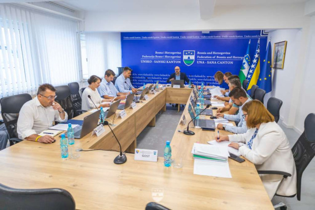 U petak dan žalosti u Unsko-sanskom kantonu