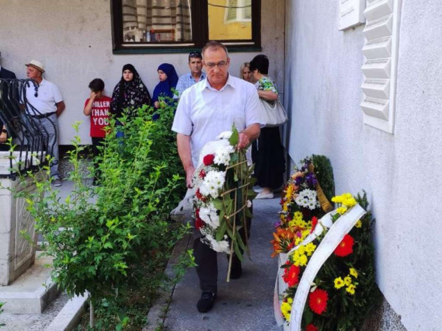 Obilježena godišnjica masakra u Ulici Bakarevića u kojem je ubijeno sedmero djece