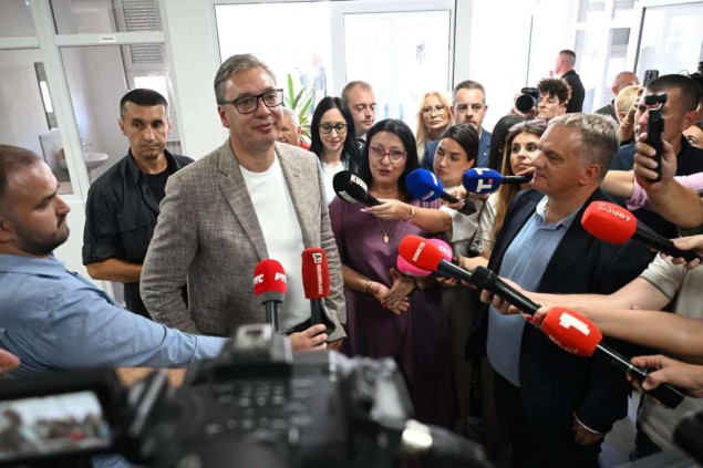 Vučić u pismu Rutteu zatražio da se most preko Ibra ne pusti u promet