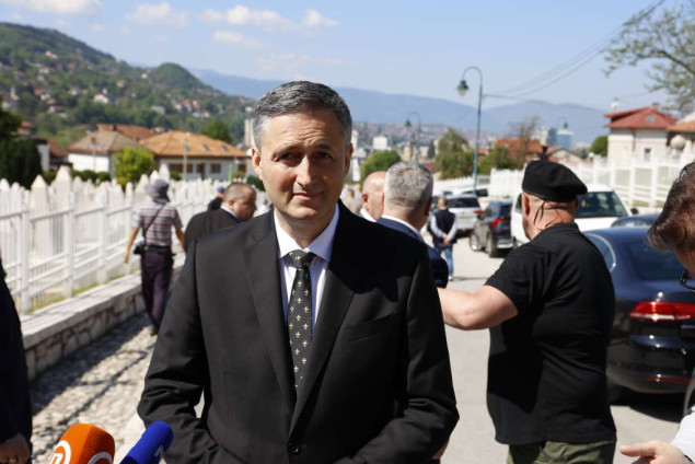 Bećirović: Raditi na izgradnji dva ključna mosta BiH - prema EU i NATO savezu