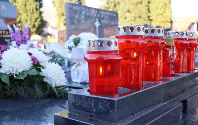 Katolici širom svijeta obilježavaju blagdan Svih svetih: Poziv na svetost i zahvalnost za život pokojnih