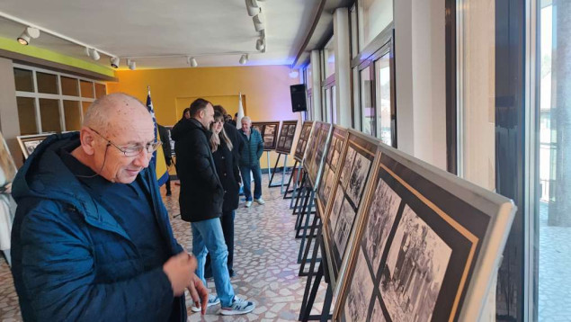 U Konjicu otvorena izložba fotografija povodom Dana neovisnosti BiH i Dana oslobođenja grada