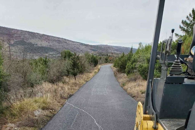 Završeno asfaltiranje putnih pravaca u povratničkim naseljima Stoca