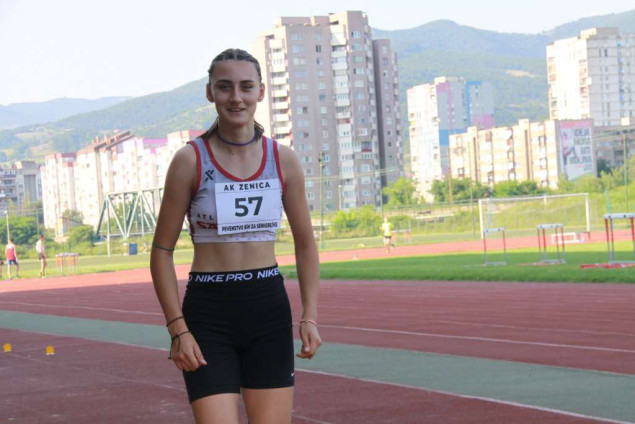 Sarajka Emina Omanović pobijedila u Beogradu s dužinom 6,14 metara te postavila apsolutni rekord BiH