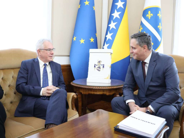 Bećirović - Murphy: SAD neće dozvoliti ugrožavanje mira i nezavisnosti BiH