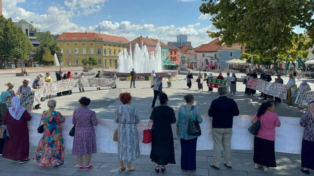 Majke Srebrenice pozivaju Schmidta da reaguje: Istina o Karadžiću i Mladiću je dokumentovana