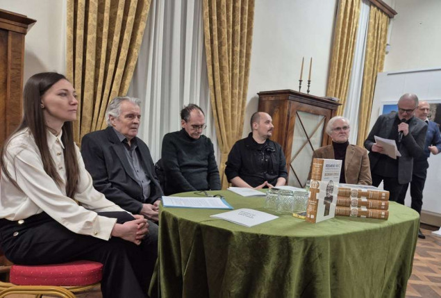 Zagrebačka galeriji „Kontura“ ugostila izložbu „Kameni tragovi sjećanja“