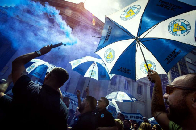 Hiljade ljudi protestirali protiv mjera novog argentinskog predsjednika