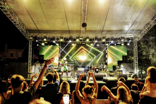 Nastupi Psihomodo Popa i Orthodox Celtsa obilježili prvu večer Mostar Summer Festa