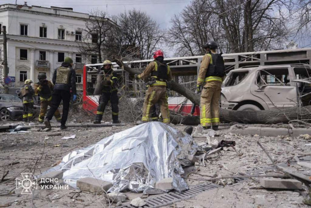 Deseci mrtvih u ruskom napadu na ukrajinski grad Sumi