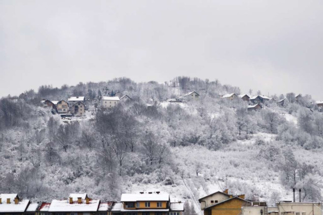 Umjereno do pretežno oblačno vrijeme u BiH, ponegdje slab snijeg, na Ivan Sedlu -6 stepeni