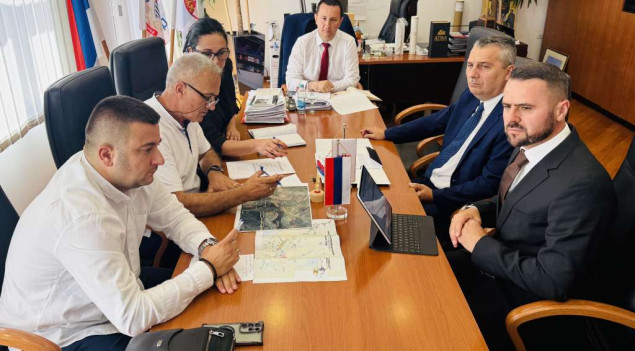 Podrška povratnicima u Ljubinju i Trebinju: Potpisani ugovori za izgradnju vodovoda i puteva