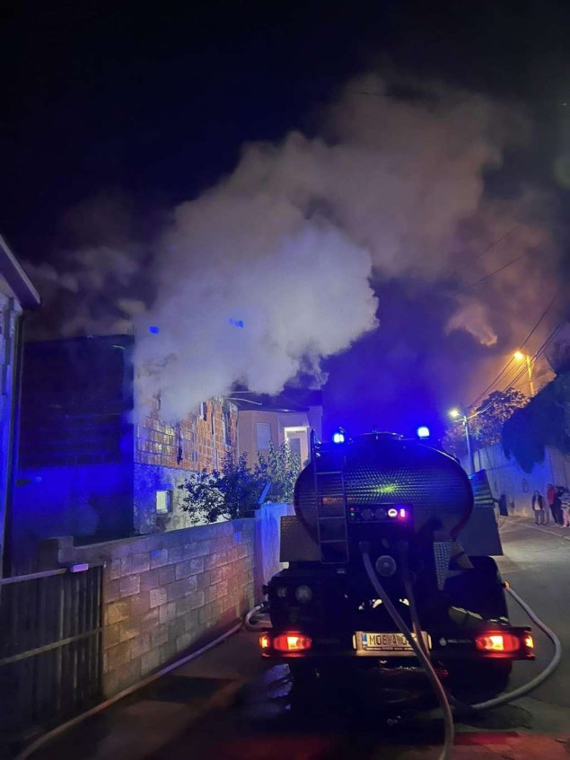 Gorjele dvije kuće u Mostaru