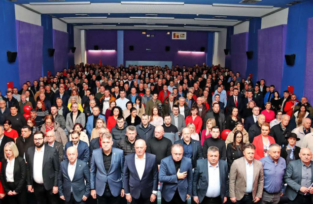 SDPBiH organizirao tribinu u Maglaju: O svojoj budućnosti odlučivat će građani,a ne stranačke elite