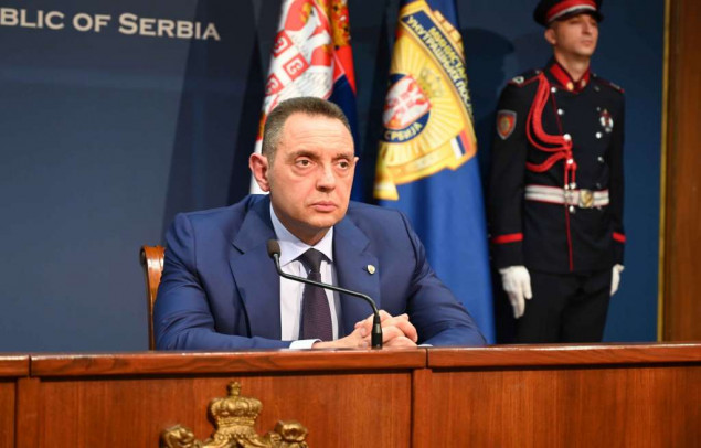 MUP Srbije uhitio policajce osumnjičene za šverc i prodaju kokakina