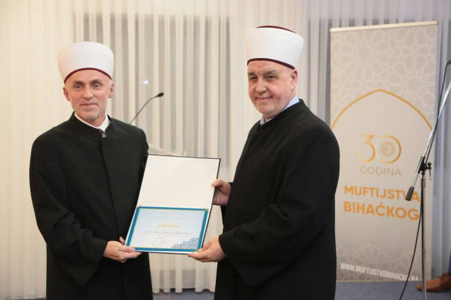 Reisu-l-ulema na obilježavanju 30 godina Muftijstva bihaćkog: Vjerujemo u sebe i svoju budućnost