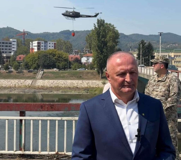 Helez posjetio helikoptersku posadu OSBiH i opožareno područje kod Maglaja