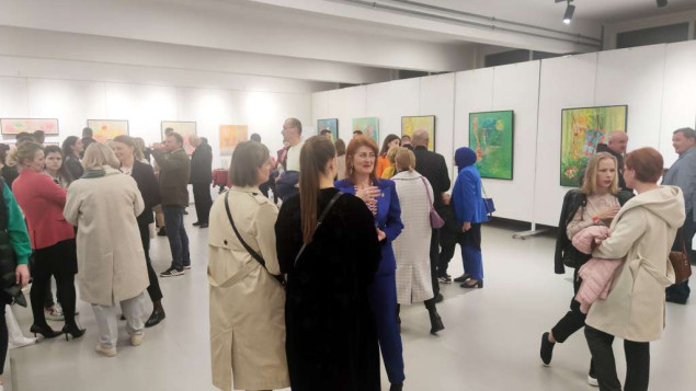 Izložba slika Alise Teletović ''I rijeke sanjaju''