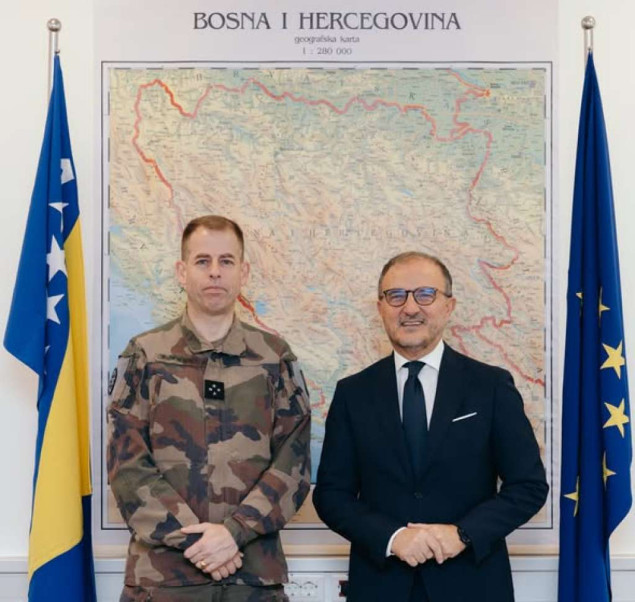 Operativni komandant i komandant EUFOR-a razgovarali sa šefom Delegacije EU o sigurnosnoj situaciji