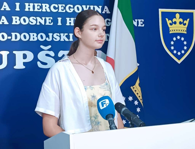 Vlada ZDK upriličila prijem te nagradila učenike generacije osnovnih i srednjih škola