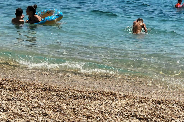 Na kupalištu u Puli utopio se 16-godišnji njemački državljanin