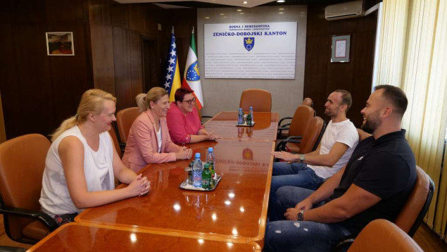 Premijerka i ministrice ZDK upriličile prijem za Amela Tuku i Mesuda Pezera