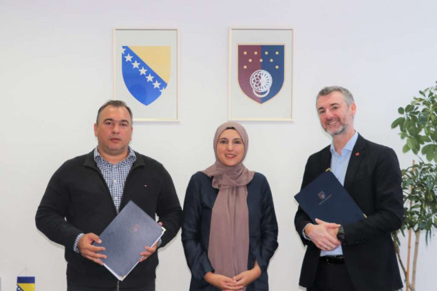 Potpisan Kolektivni ugovor za djelatnost srednjeg obrazovanja u KS-u