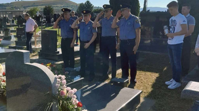U Travniku obilježena 24. godišnjica ubojstva policajca Ante Valjana
