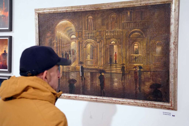 U sarajevskim galerijima 'Preporod' i 'Roman Petrović' otvorena izložba povodom Dana državnosti BiH