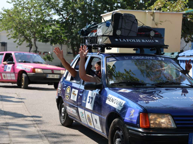 Humanitarna Peugeot karavana obradovala štićenike 'Los Rosalesa'