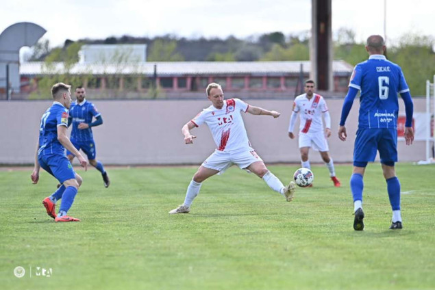 Željezničar nemoćan u Čitluku, Zrinjski na +20