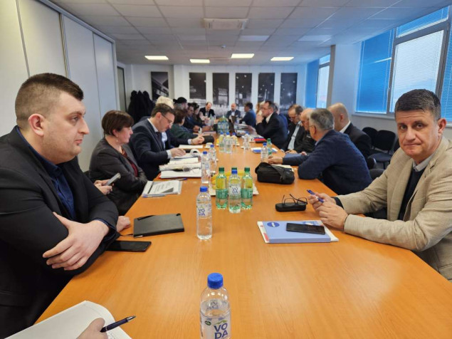 Vlada FBiH: Dogovoreno sniženje cijena osnovnih namirnica