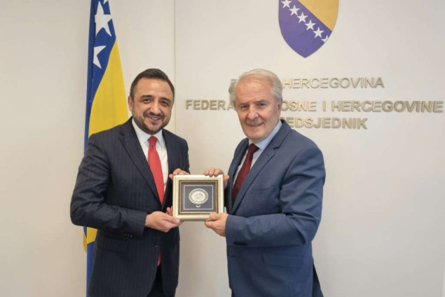 Lendo se sastao sa ambasadorom Republike Turske u Bosni i Hercegovini Eminom Aksekijem