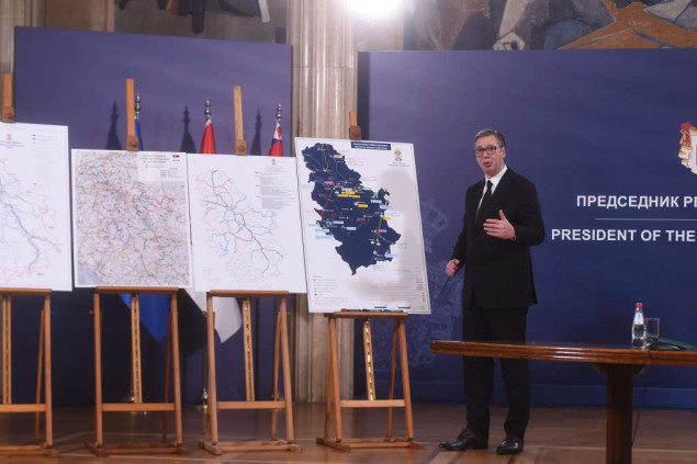 Vučić: Od siječnja plaće veće za 10 posto, a mirovine za 14,8 posto