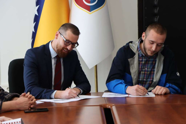 Data koncesija za izgradnju solarne elektrane u Ilijašu