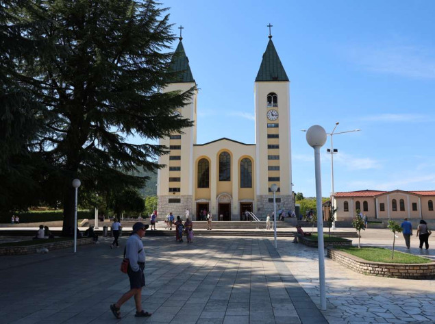 SDP BiH: Svaki napad na vjerske objekte i svetinje mora biti sankcioniran
