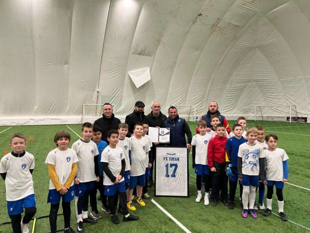 Predstavnici FK 'Igman' uručili zahvalnicu ministru Isaku