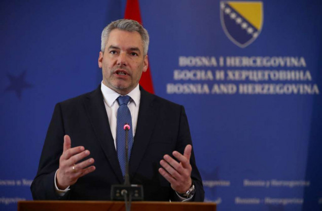 Nehammer: Nezamislivo da Ukrajina dobije kandidatski status, a ne BiH