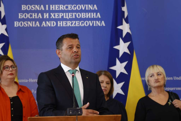 Hurtić oštro osudio nasilje nad djecom u Pazariću