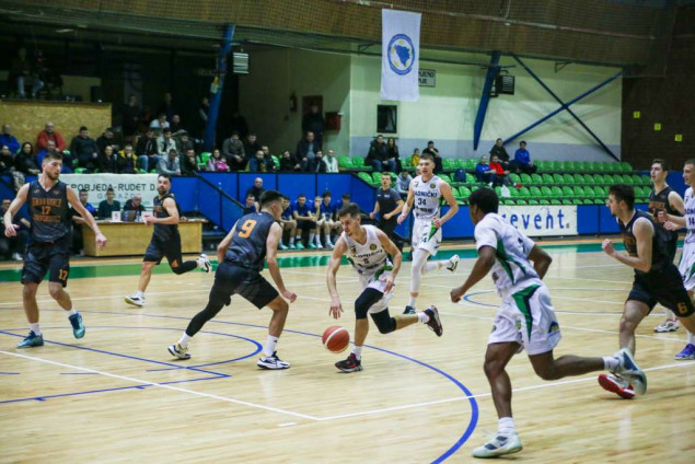 Košarkaši Radničkog večeras u Goraždu dočekuju Basket Živinice