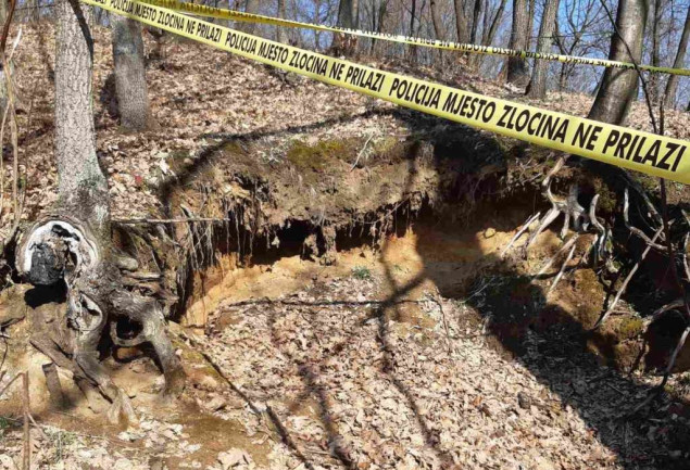 Policija istražuje pronalazak ljudskih kostiju u šumi kod Slavonskog Broda