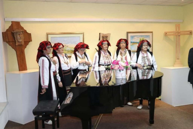 Otvorena putujuća izložba 'Fenomen u dva stiha – Bećarac' autora Maria Katića