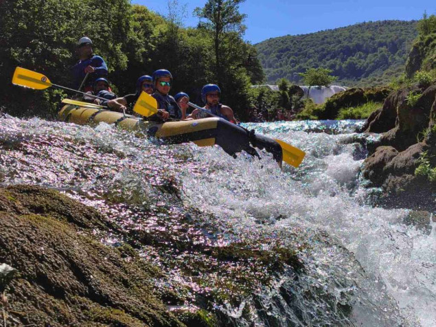 Vodena karavana na putu prema Bihaću, više od 900 učesnika druge etape Una-regate