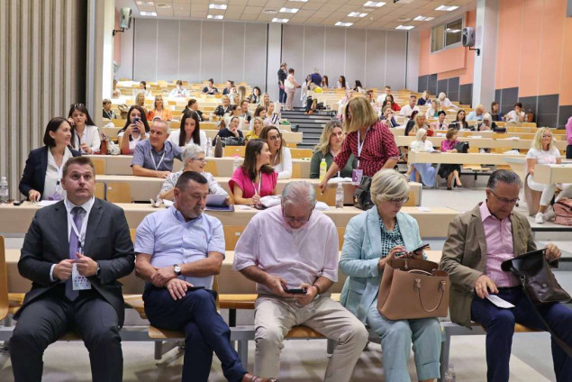 Simpozij primalja o digitalnoj primateljskoj skrbi okupio više od 200 sudionika