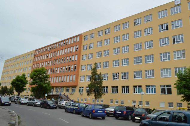 UKC Tuzla: 12 pacijenata hospitalizirano nakon požara u Domu penzionera, svi stabilni
