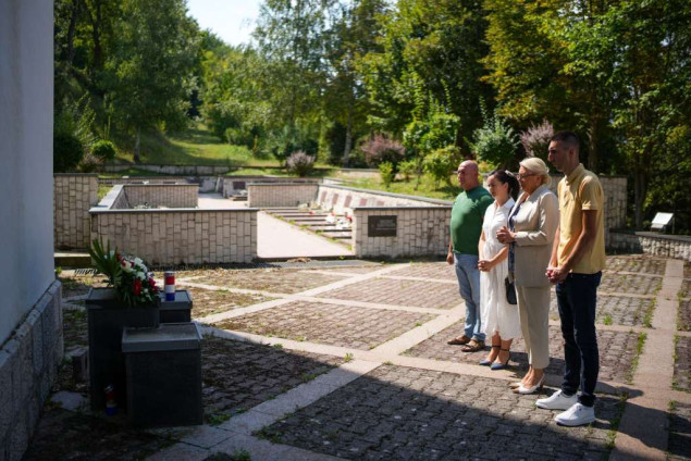 Bradara posjetila Uzdol uoči početka školske godine i obljetnice zločina