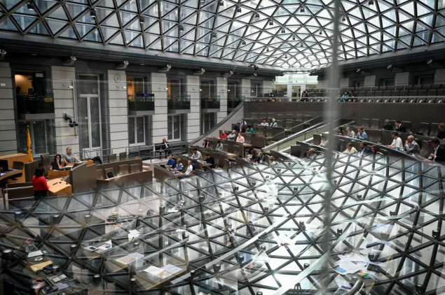 Maloljetnik osuđen zbog planiranja napada na Flamanski parlament i vojnu bazu